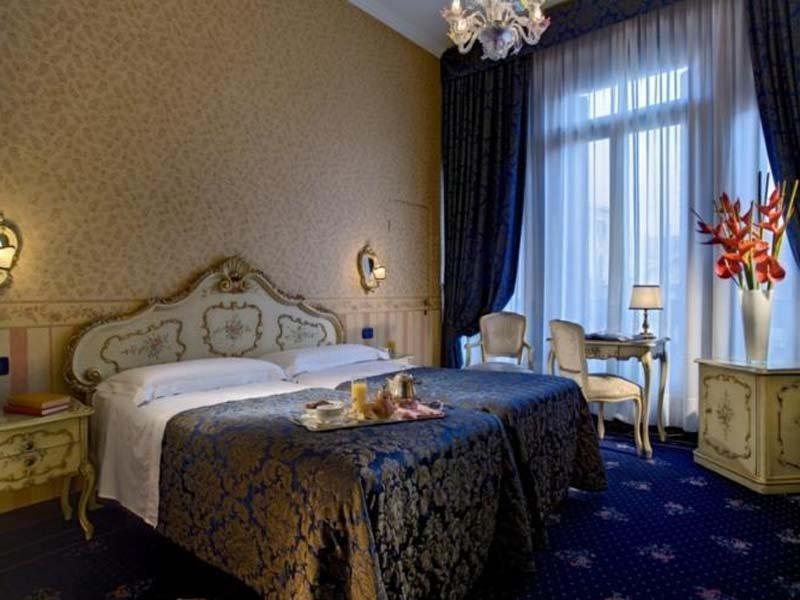 Hotel Montecarlo Venice Room photo